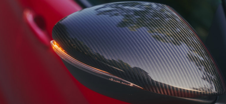 Alfa Romeo Carbon-fibre mirror caps