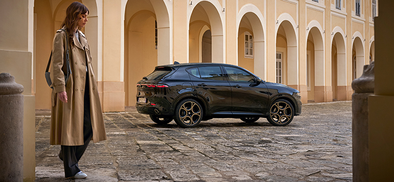 Alfa Romeo Tonale Intensa gallery